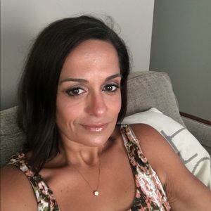 Meet your Posher, Mariza